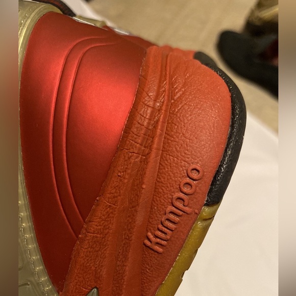 Kumpoo metallic silver & red color sneakers size 9 - Picture 5 of 13